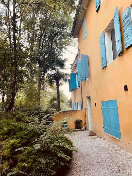 Studio Dans Tres Belle Bastide 18Eme Siecle エクス＝アン＝プロヴァンス エクステリア 写真