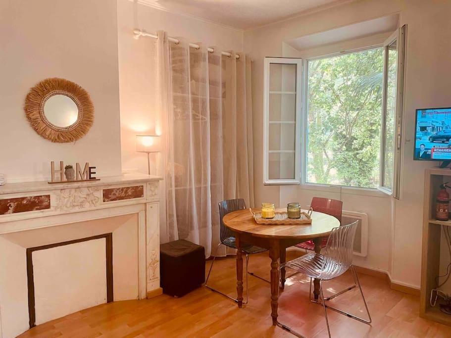 Studio Dans Tres Belle Bastide 18Eme Siecle エクス＝アン＝プロヴァンス エクステリア 写真