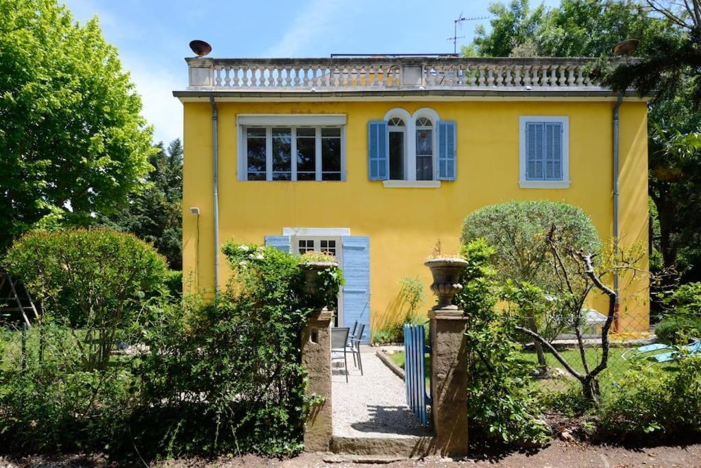 Studio Dans Tres Belle Bastide 18Eme Siecle エクス＝アン＝プロヴァンス エクステリア 写真